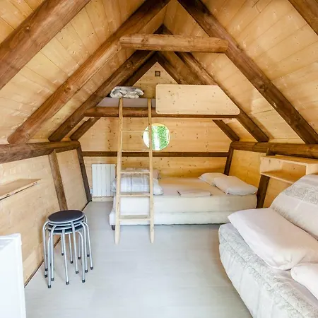 Camping De Tournus - Drole De Cabane Buitenkant foto