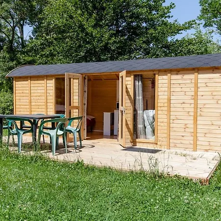 Camping De Tournus - Drole De Cabane Buitenkant foto