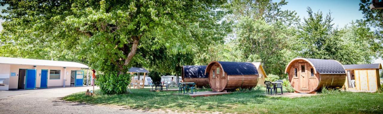De - Drole De Lodge Tournus